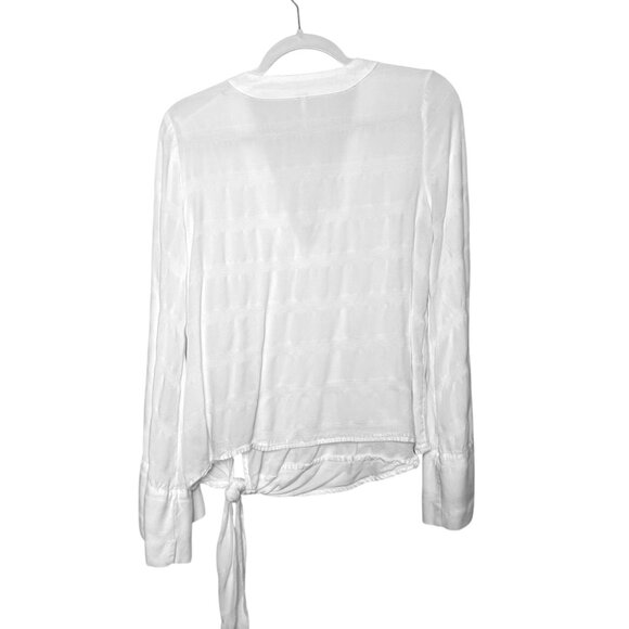 Free People V Neck Front Tie Blouse Women S White Bell Sleeve Boho Hippie - Picture 2 of 7